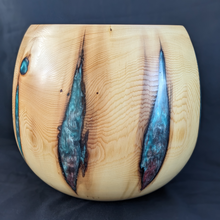 Load image into Gallery viewer, Huon Pine Bowl
